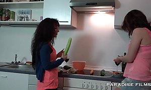 German lesbian babes gender far a difficulty kitchen